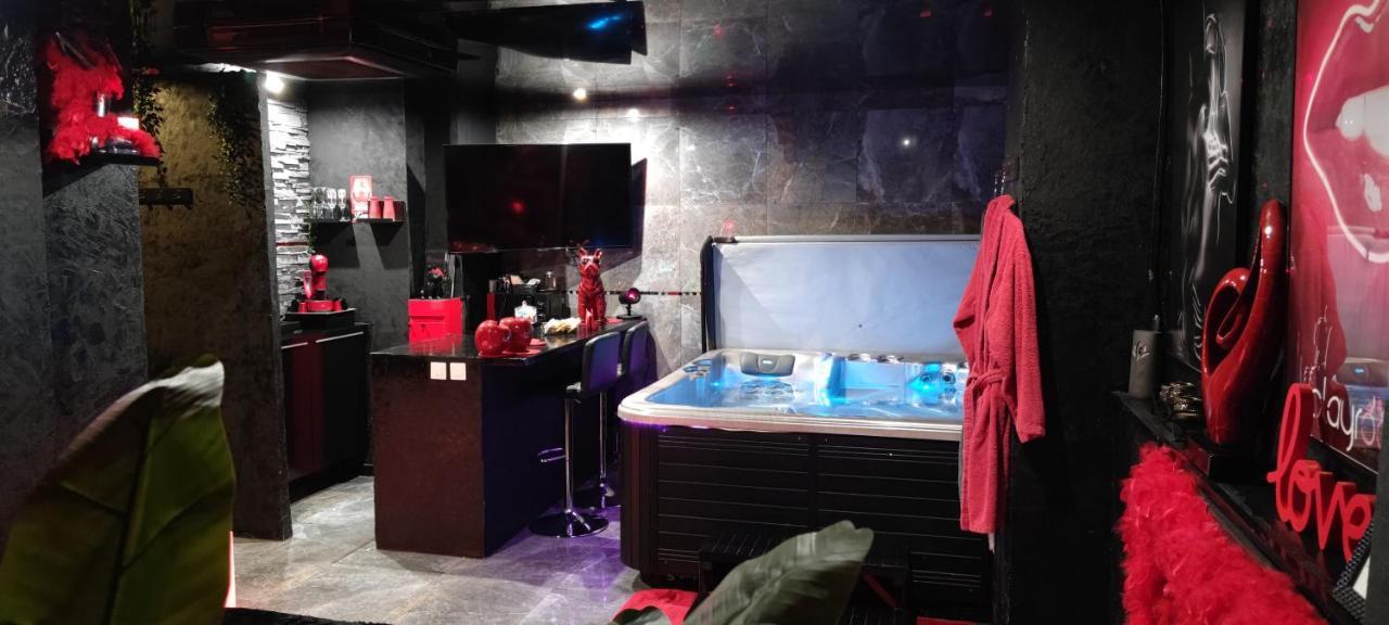 Loft Romantique Hammam Spa Privatif Playroom Гренобль Екстер'єр фото